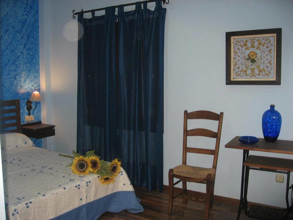 צ'יקלנה דה לה פרונטרה Hotel Mariantonia מראה חיצוני תמונה