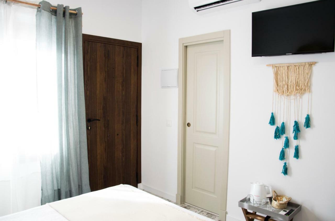 צ'יקלנה דה לה פרונטרה Hotel Mariantonia מראה חיצוני תמונה